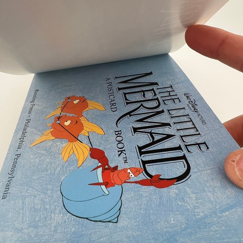 Vintage 1991 Disney Little Mermaid Postcard Book Ariel 30 Cards - Picture 9 of 9